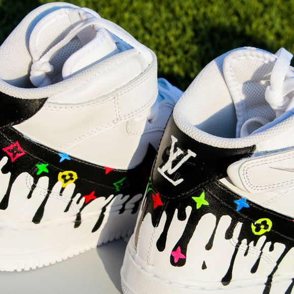 Custom Air Force 1s - Picture 2 of 2